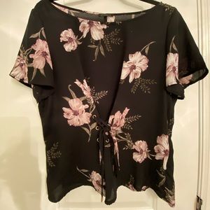 Dynamite Floral Blouse